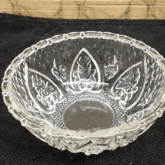 Vintage KIG Malaysia Depression Style 5"Glass Candy Nut Dish w Lid Rose & Heart. - Picture 6 of 7